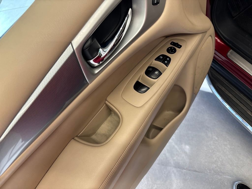 Used 2019 Nissan Pathfinder SL w/ SL Premium Package image 16