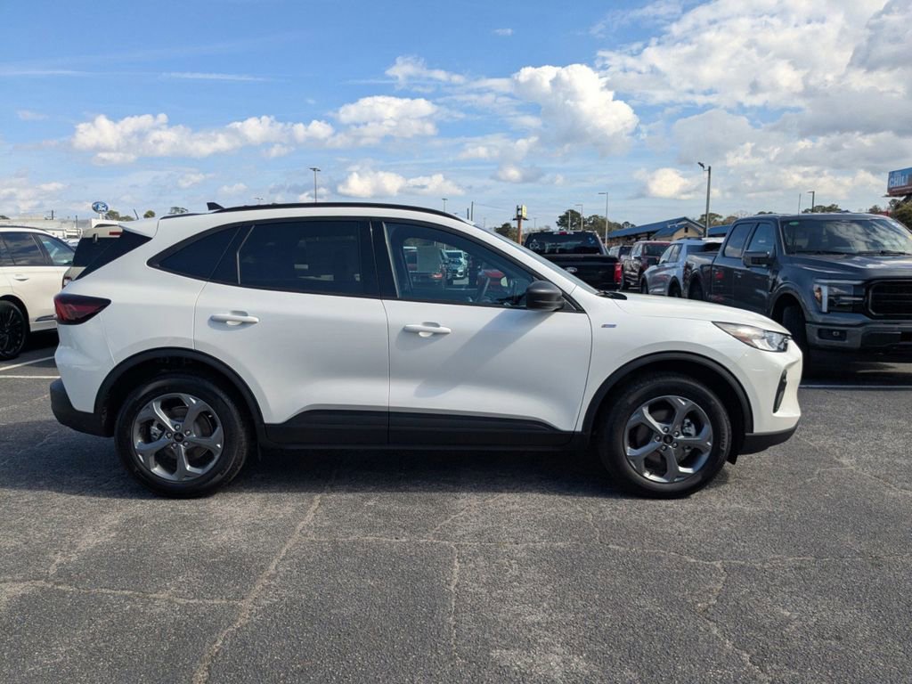 New 2026 Ford Escape ST-Line w/ Tech Pack #1 image 3