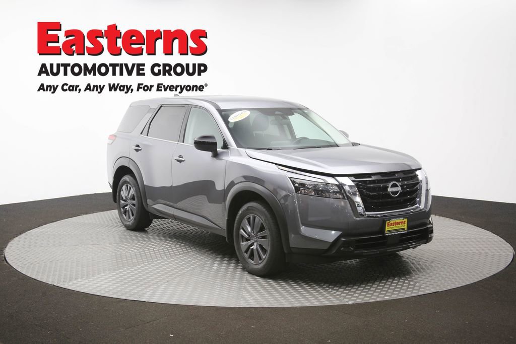 Used 2023 Nissan Pathfinder S AWD/4WD image 66