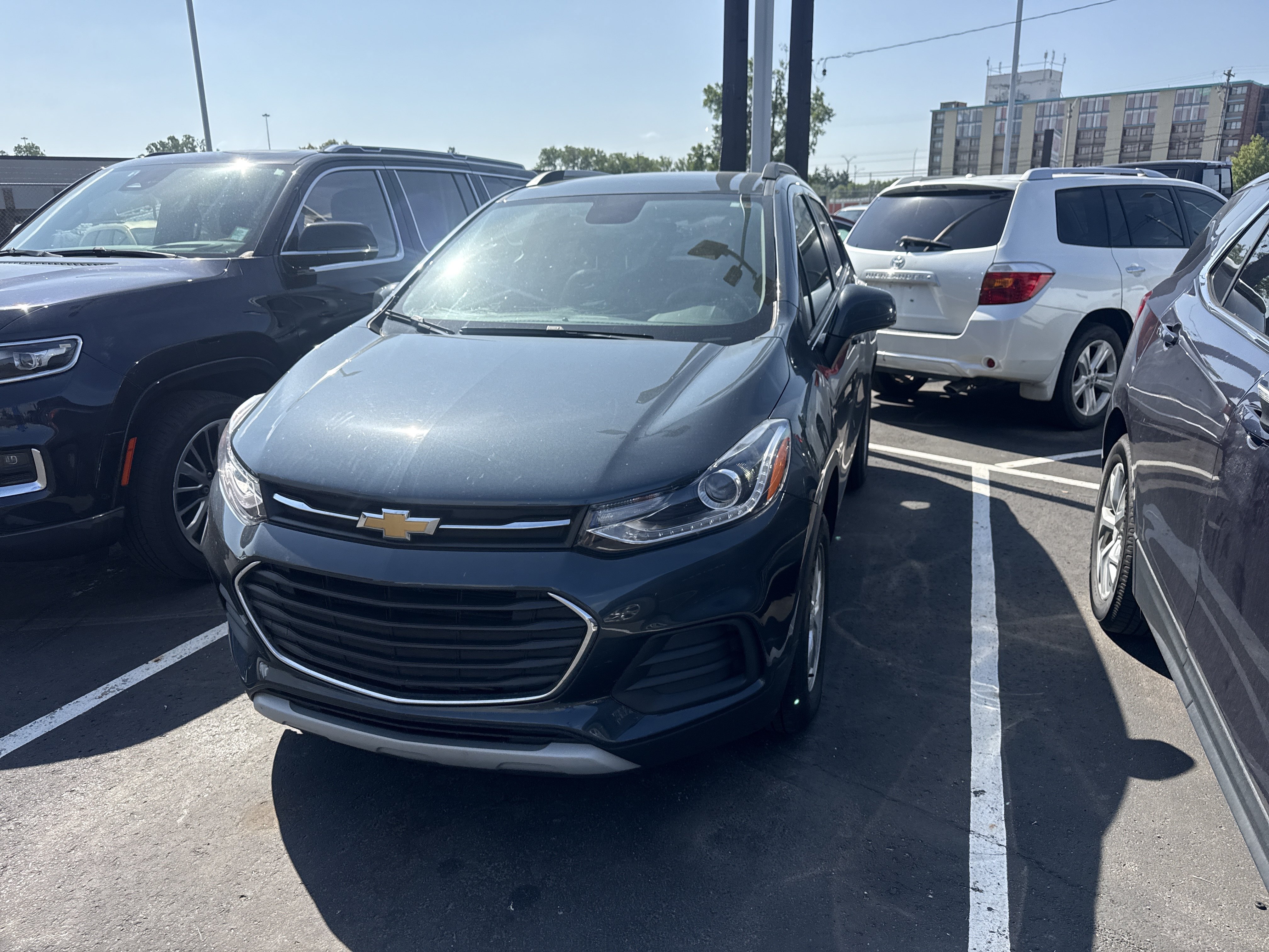 Used 2021 Chevrolet Trax LT w/ LT Convenience Package AWD/4WD video 1