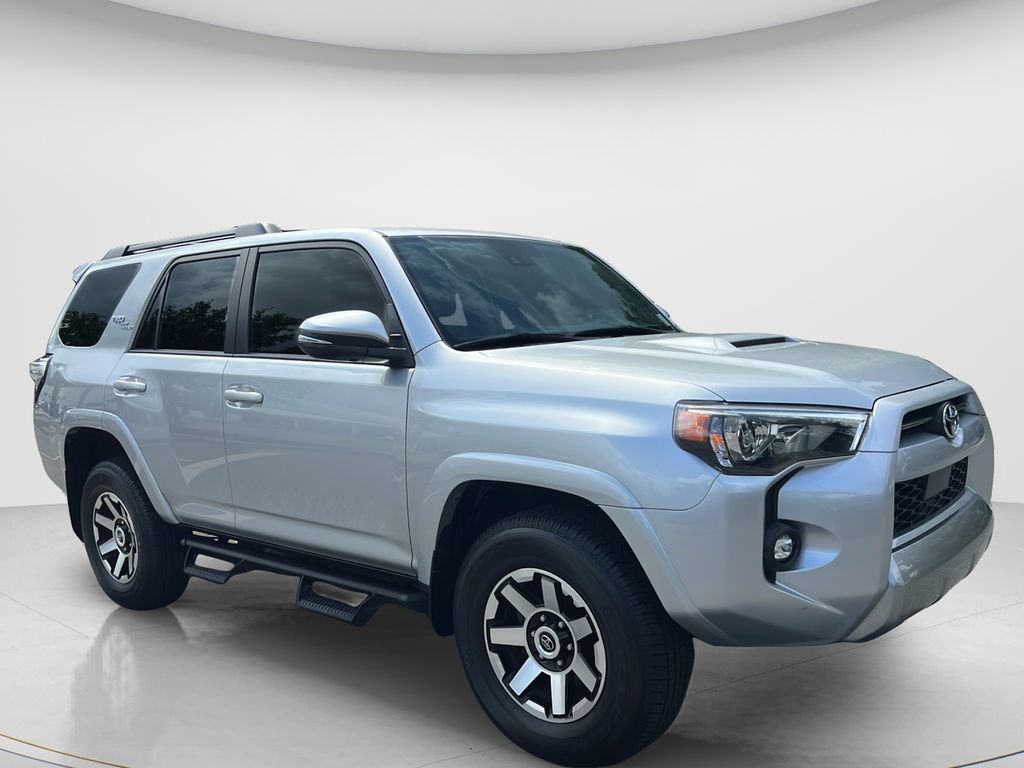 Used 2023 Toyota 4Runner TRD Off-Road Premium w/ Moonroof Package AWD/4WD image 3