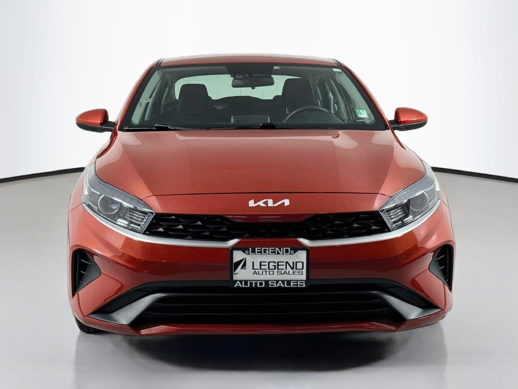Used 2022 Kia Forte LXS FWD image 3