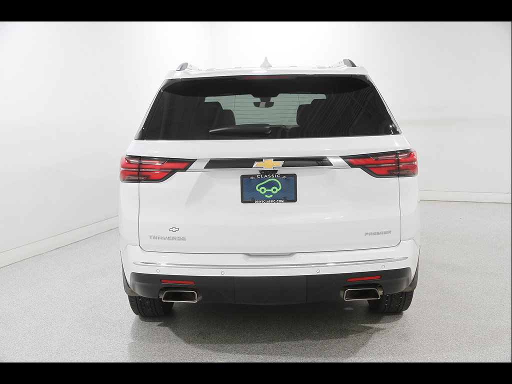 Certified 2022 Chevrolet Traverse Premier FWD image 23