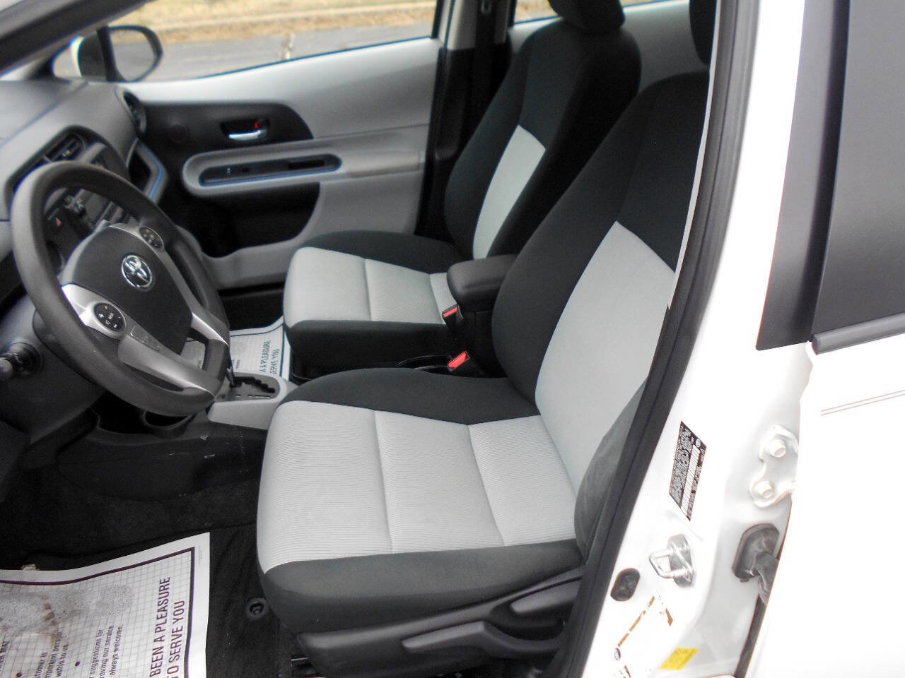 Used 2013 Toyota Prius C Two image 9