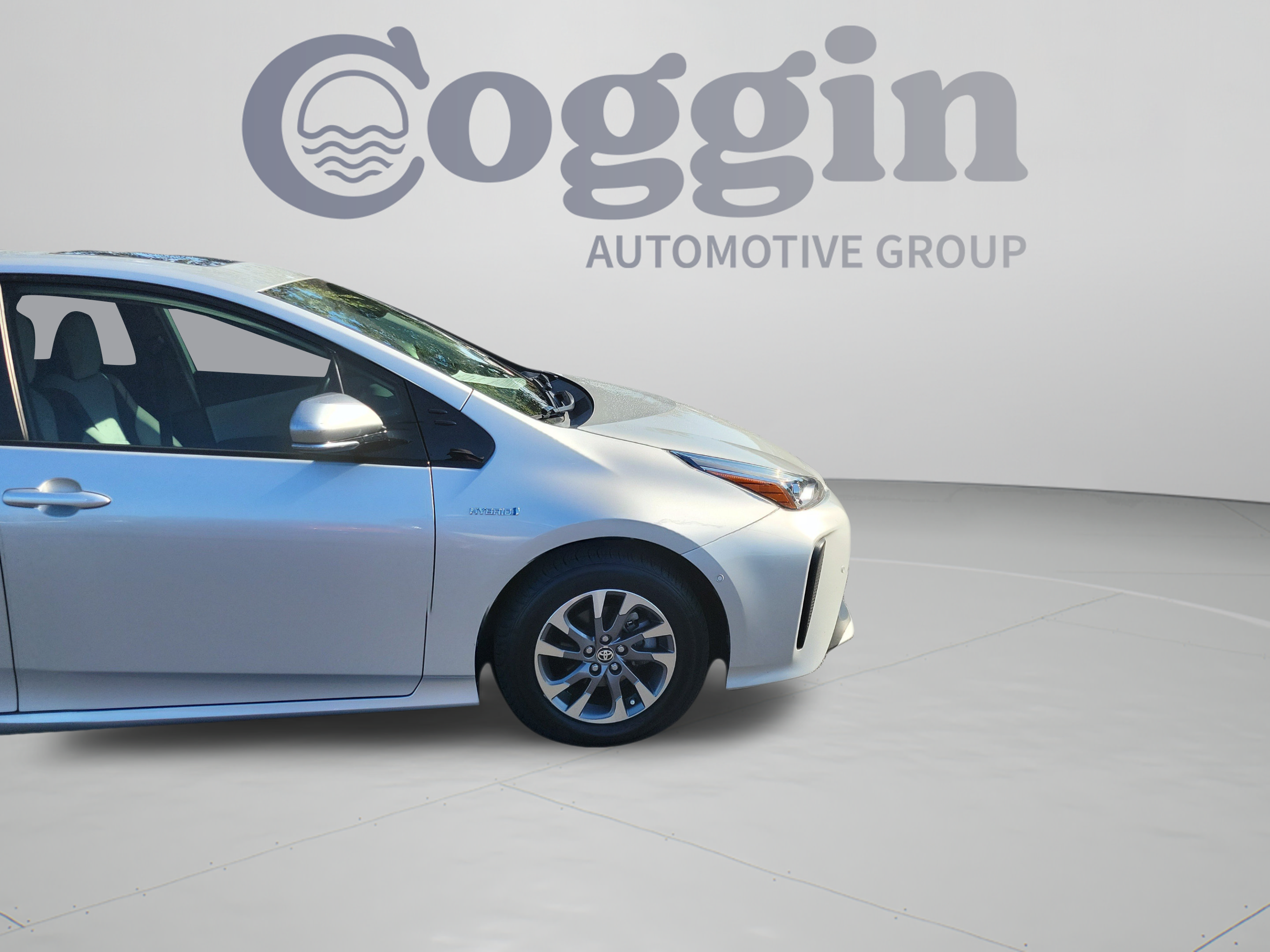 Used 2020 Toyota Prius Limited w/ Premium Convenience Package FWD image 31