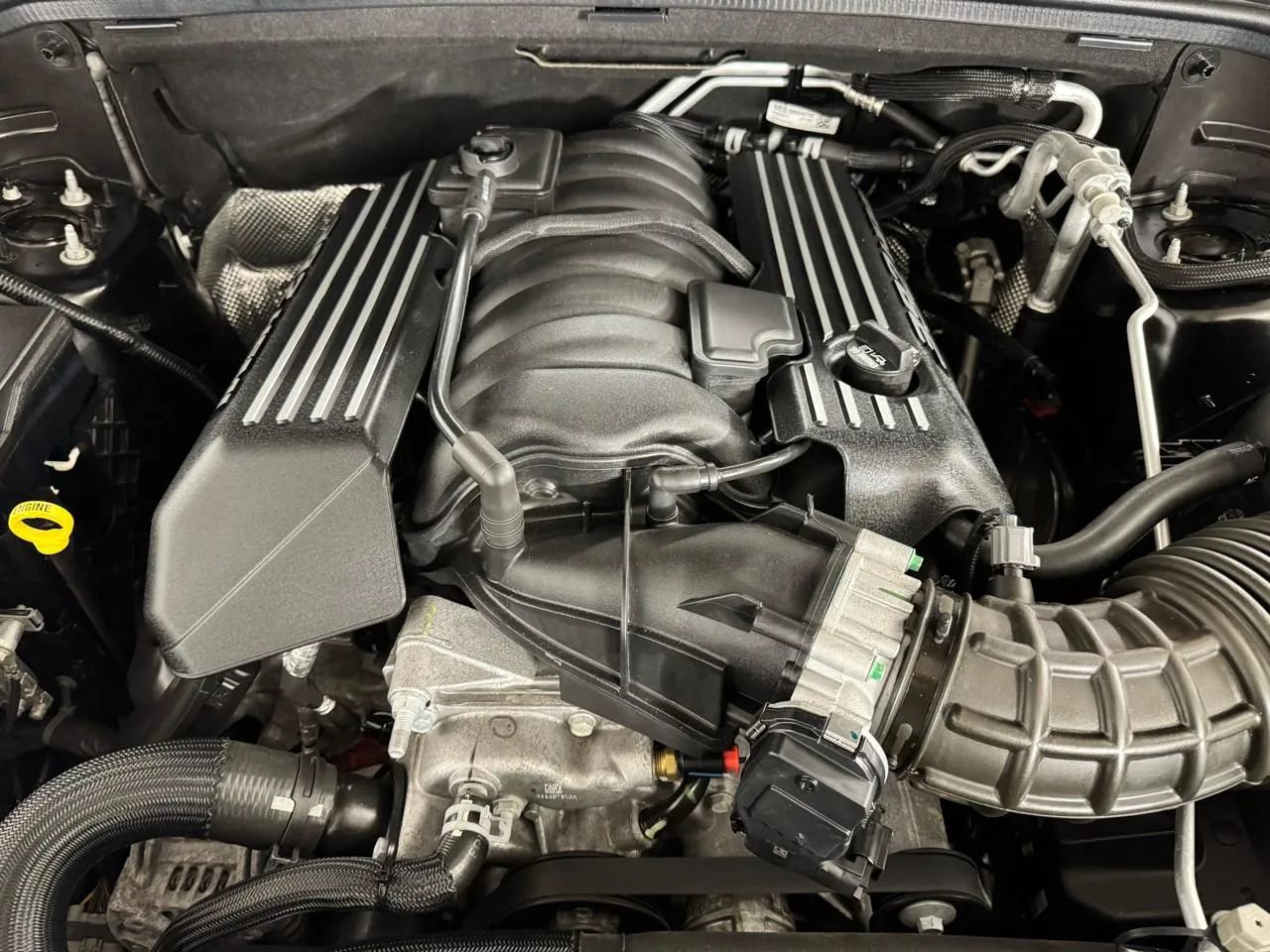 Used 2023 Dodge Durango SRT w/ Black Package AWD/4WD image 8