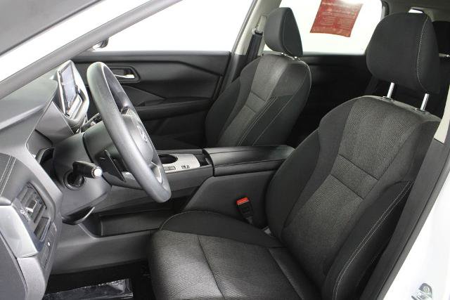 Certified 2024 Nissan Rogue SV FWD image 20