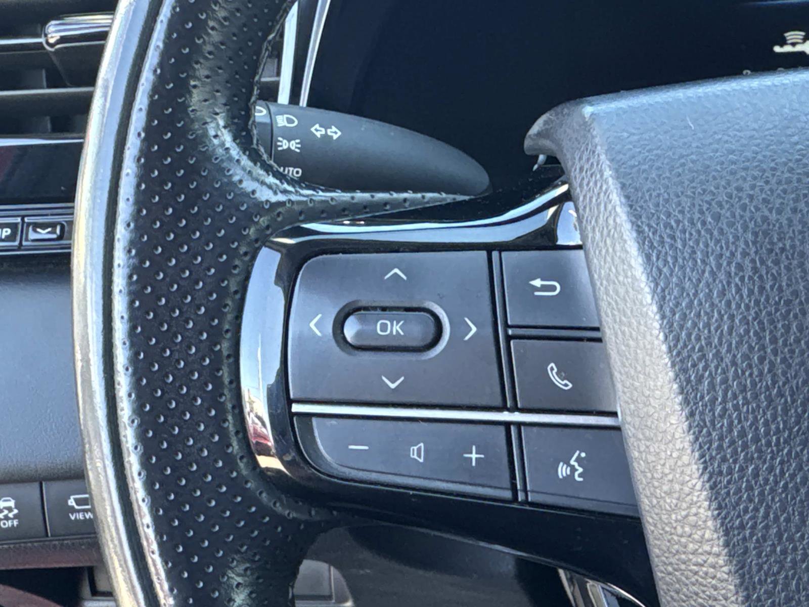 Used 2021 Toyota Mirai w/ Advanced Technology Package image 17