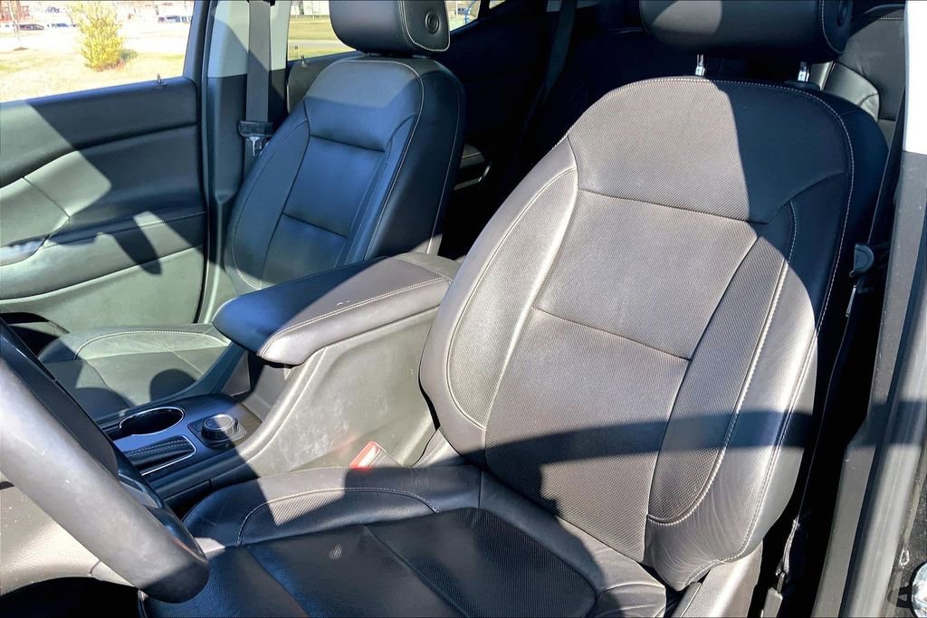 Used 2017 GMC Acadia SLT image 9