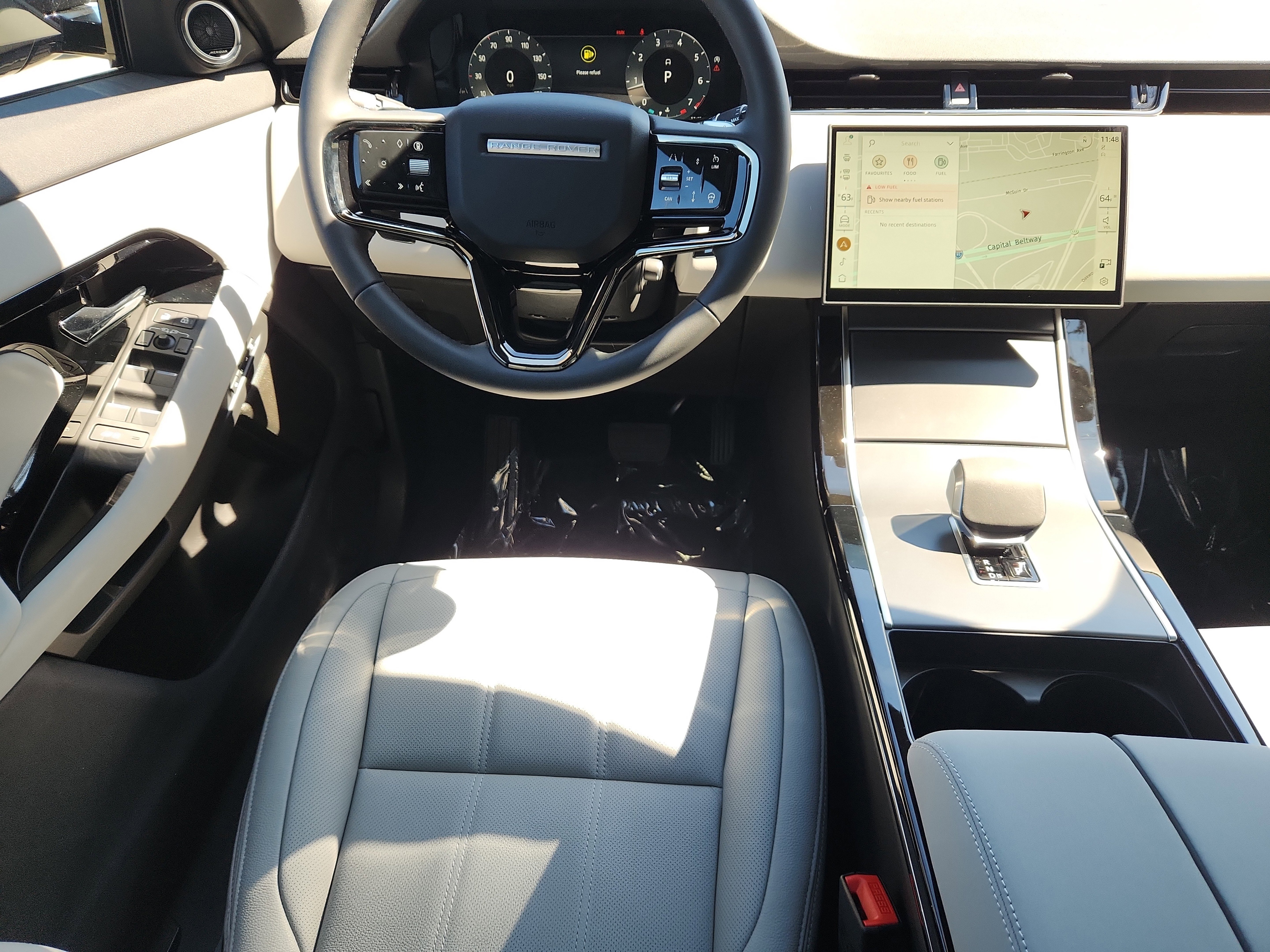 New 2026 Land Rover Range Rover Evoque S image 4