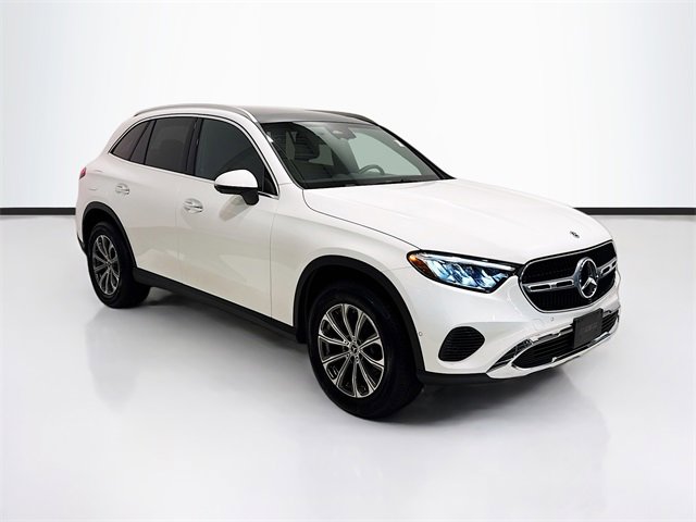 Certified 2025 Mercedes-Benz GLC 300 4MATIC image 3