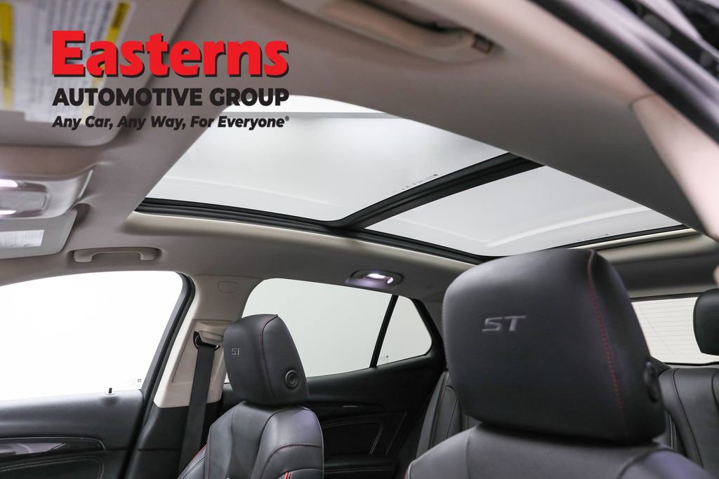 Used 2023 Buick Envision Essence w/ Sport Touring Package image 36