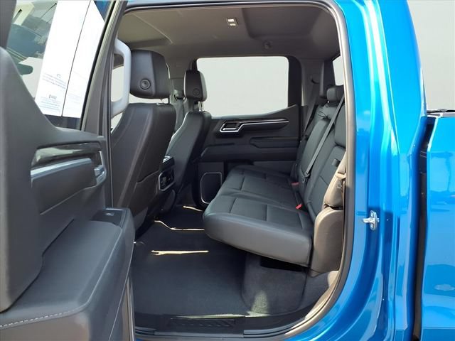 Used 2022 Chevrolet Silverado 1500 LTZ w/ Technology Package AWD/4WD image 11