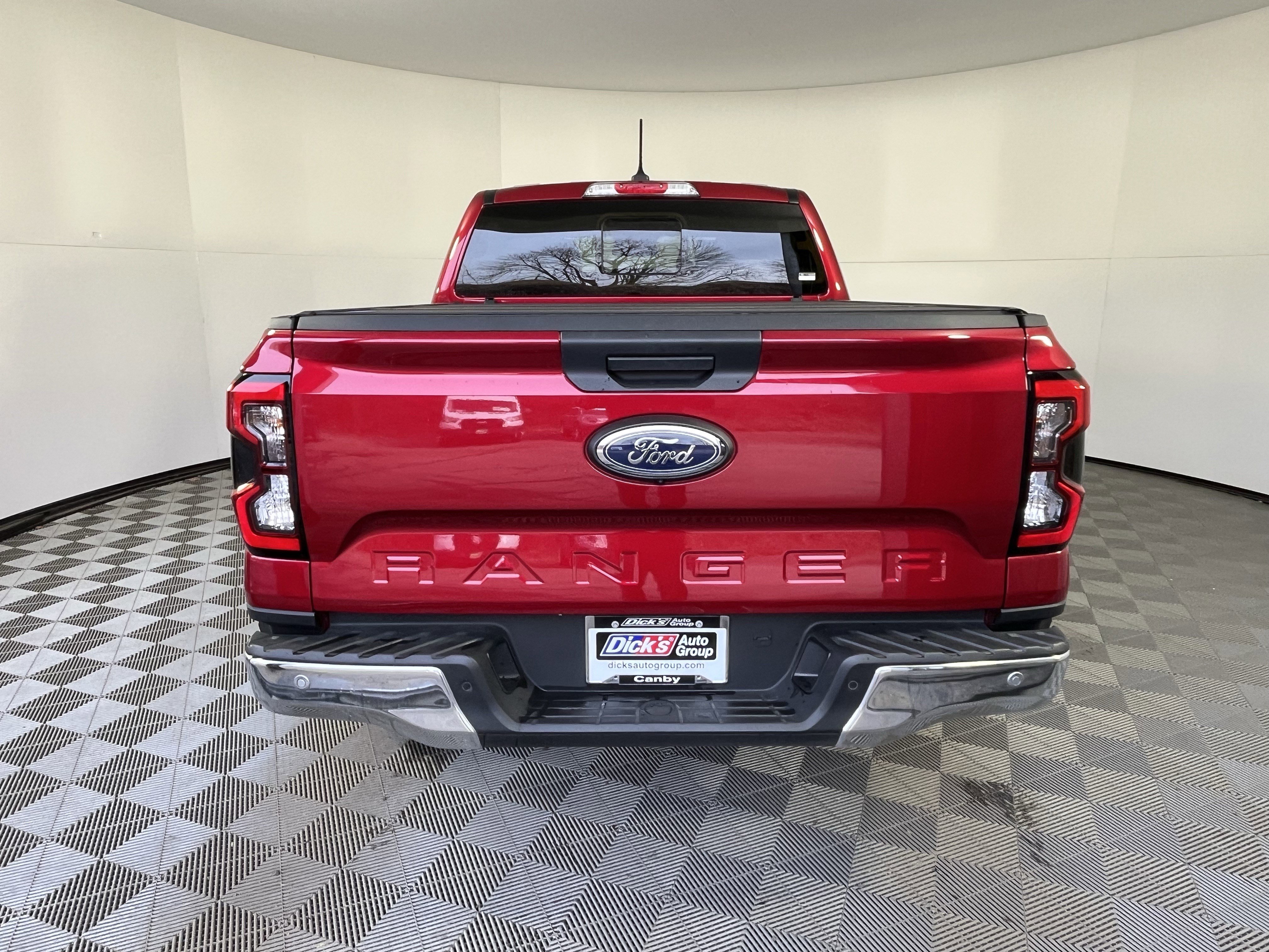 Used 2025 Ford Ranger Lariat w/ Chrome Accent Package image 4