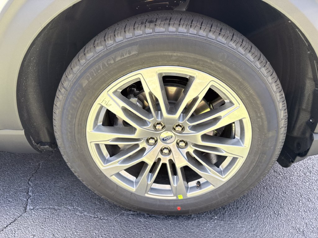 New 2026 Ford Explorer Platinum RWD image 11