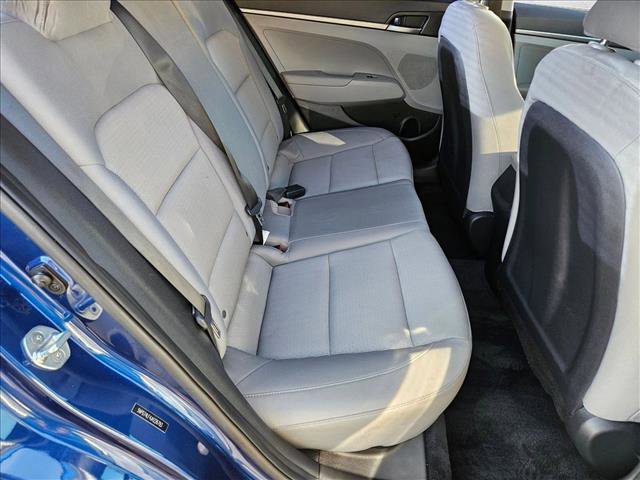 Used 2018 Hyundai Elantra SE image 17