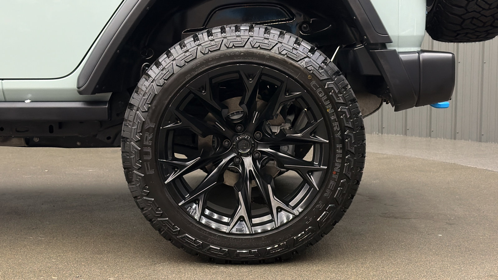 Used 2024 Jeep Wrangler Unlimited AWD/4WD image 12