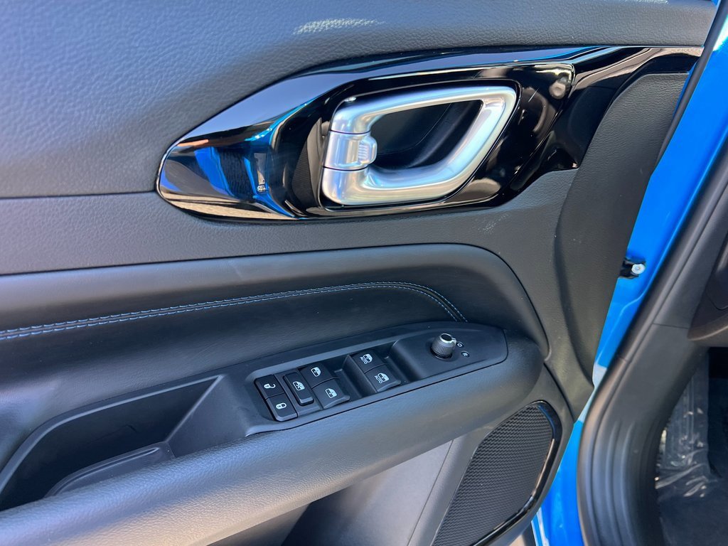 New 2026 Jeep Compass Latitude image 17