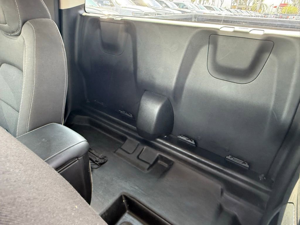 Used 2022 Chevrolet Colorado LT w/ Fleet Safety Package image 35