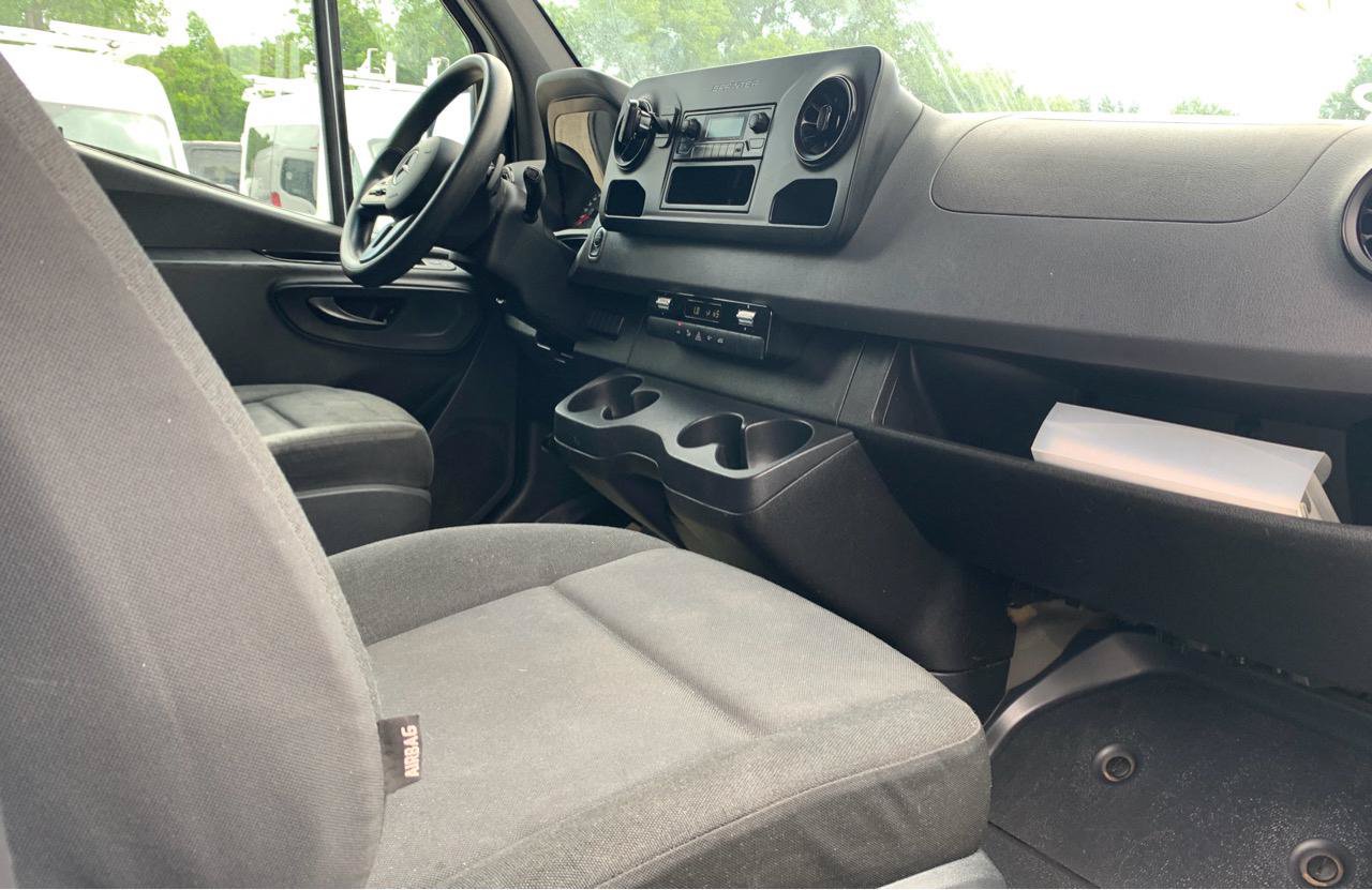 Used 2021 Mercedes-Benz Sprinter 2500 image 39