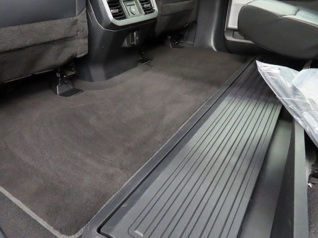 Used 2025 Ford F250 Platinum AWD/4WD image 74