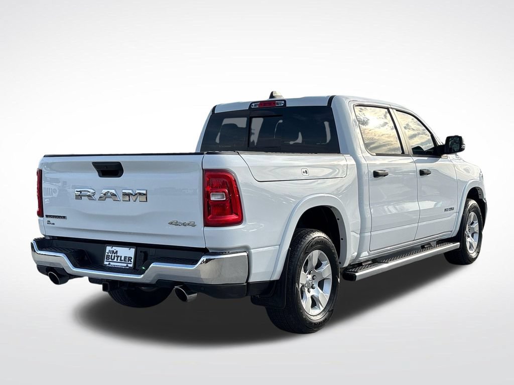 Used 2025 RAM 1500 Big Horn AWD/4WD image 7