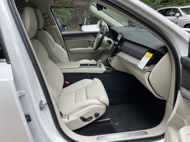 New 2026 Volvo XC90 B6 Ultra image 18