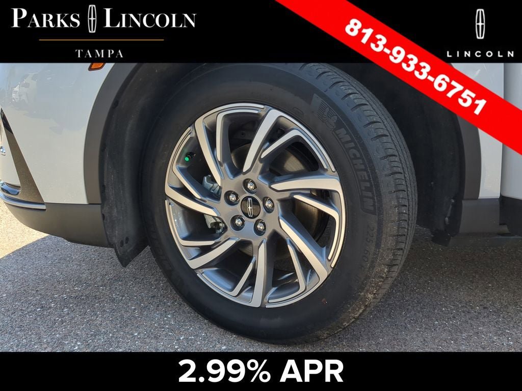 Certified 2025 Lincoln Corsair AWD w/ Equipment Group 101A image 33
