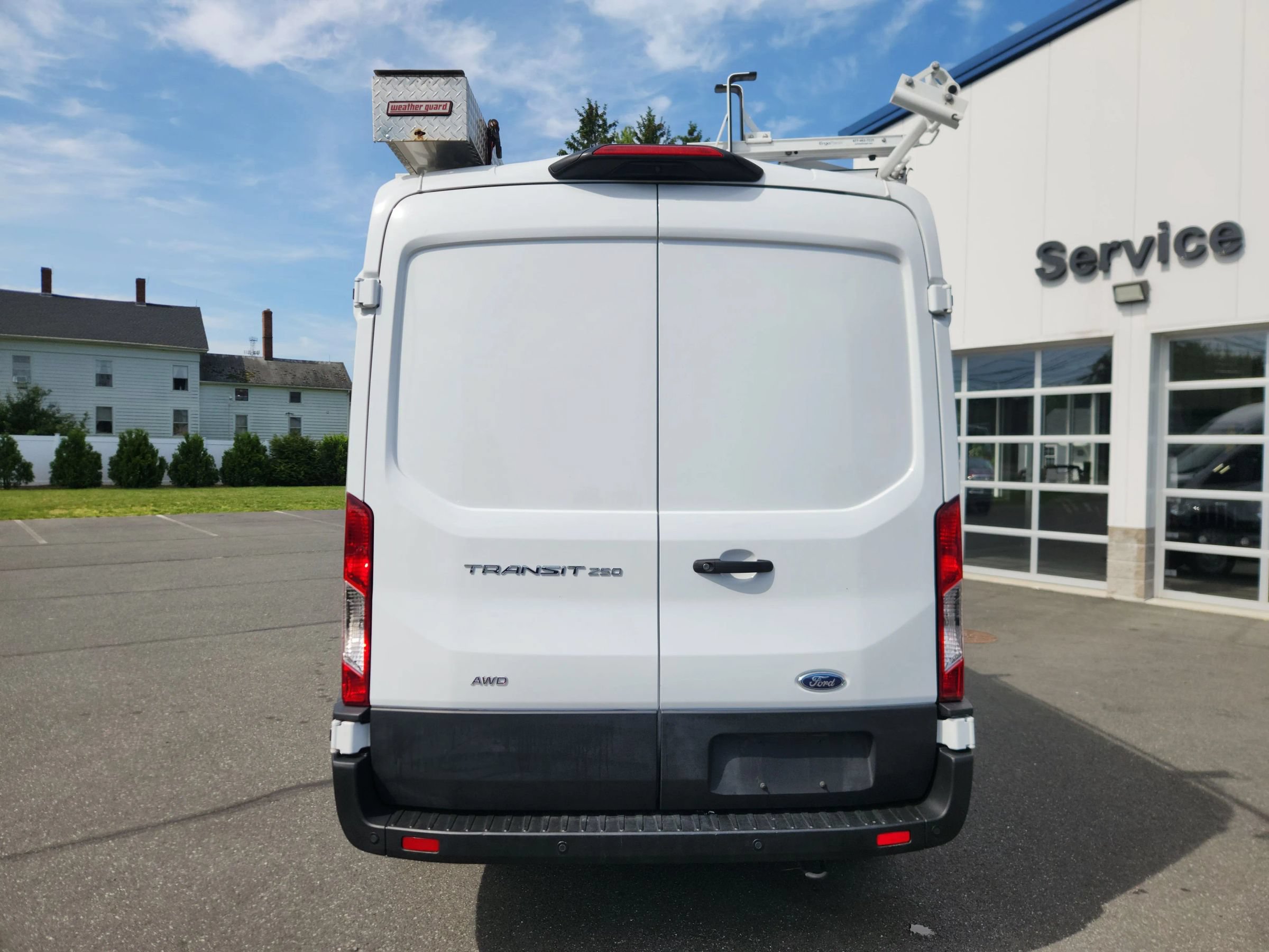 Used 2023 Ford Transit 250 Medium Roof AWD w/ Load Area Protection Package image 13