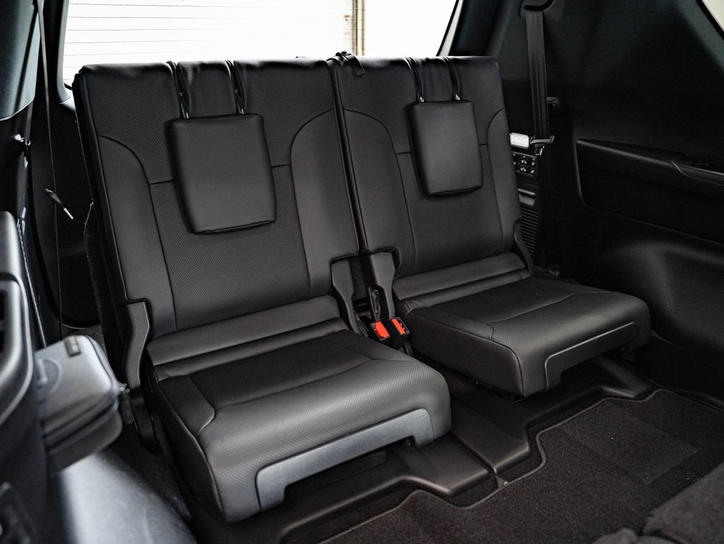 Used 2024 Lexus LX 600 4WD w/ Appearance Package image 48