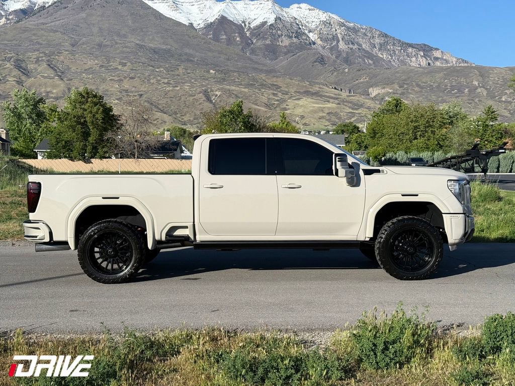 Used 2026 GMC Sierra 2500 AT4 w/ AT4 Premium Plus Package AWD/4WD image 8