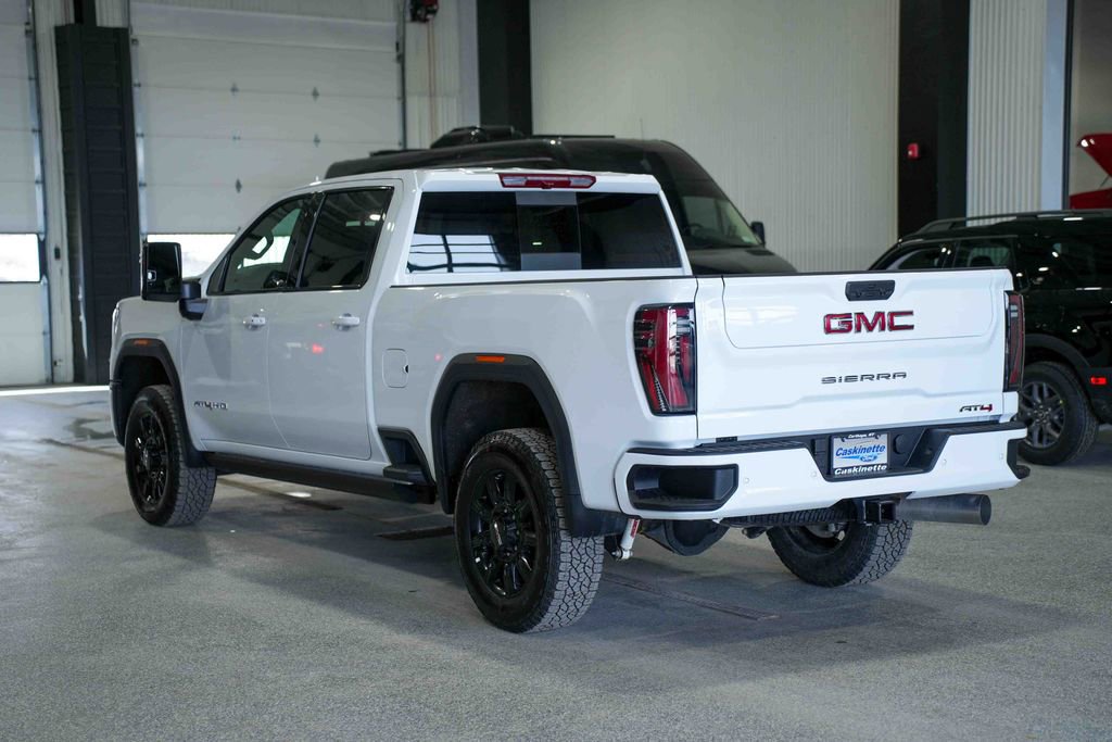 Used 2026 GMC Sierra 2500 AT4 image 7