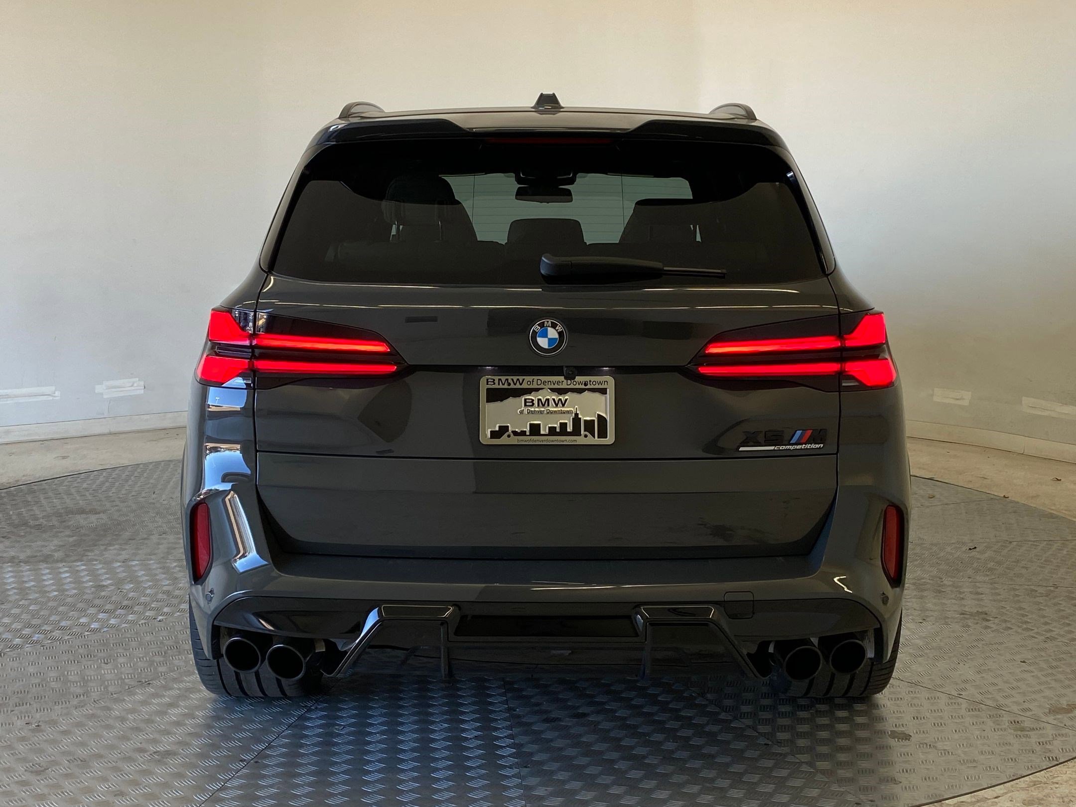 Used 2024 BMW X5 M Competition w/ Executive Package image 10