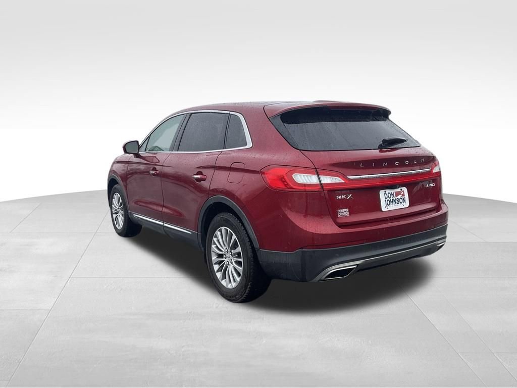 Used 2016 Lincoln MKX Select w/ Select Plus Package AWD/4WD image 29