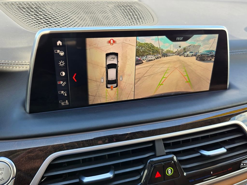 Used 2019 BMW 750i xDrive w/ Executive Package image 22