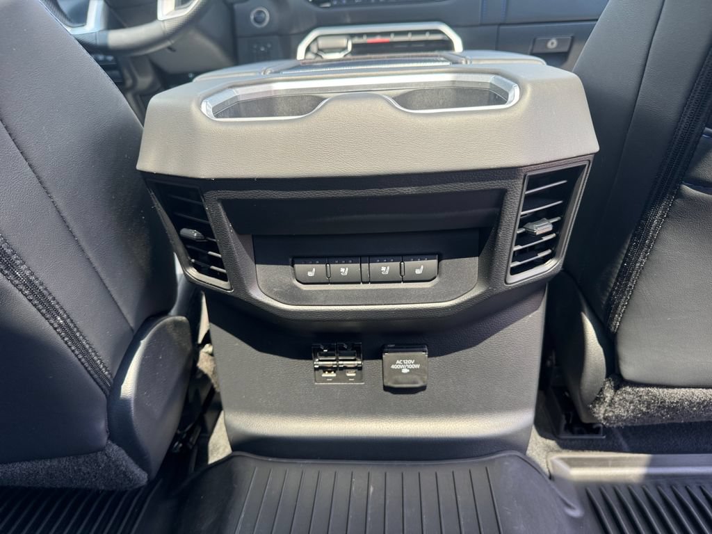 Used 2024 Toyota Tundra Platinum AWD/4WD image 23