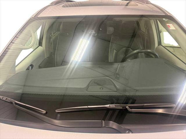 Certified 2021 Chrysler Pacifica Limited AWD/4WD image 14