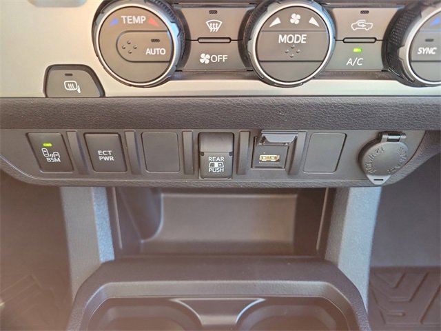 Used 2023 Toyota Tacoma 2WD Double Cab image 31