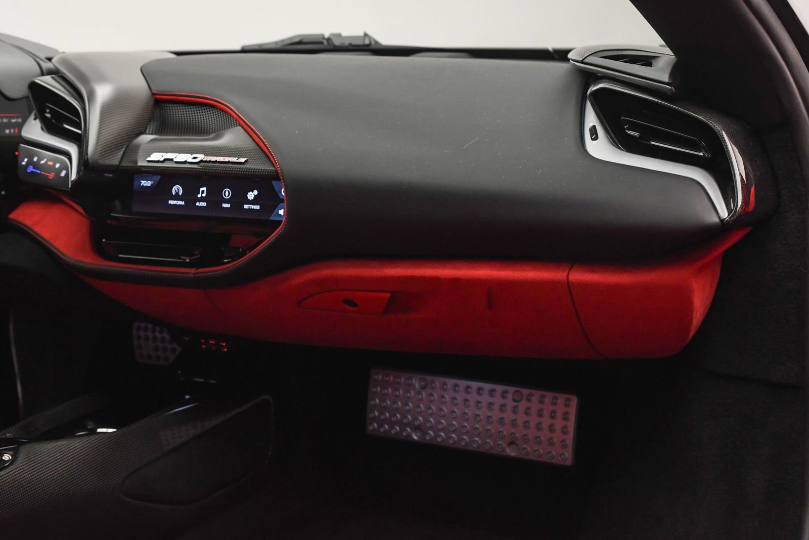 Used 2023 Ferrari SF90 Stradale image 16