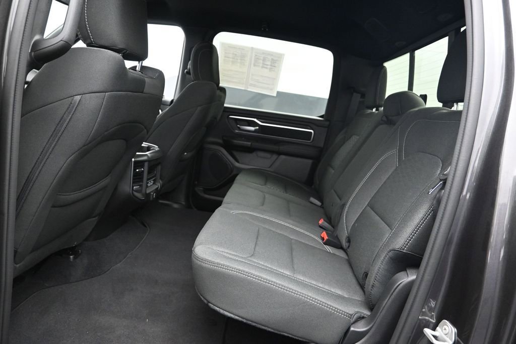 Used 2025 RAM 1500 Big Horn RWD image 13