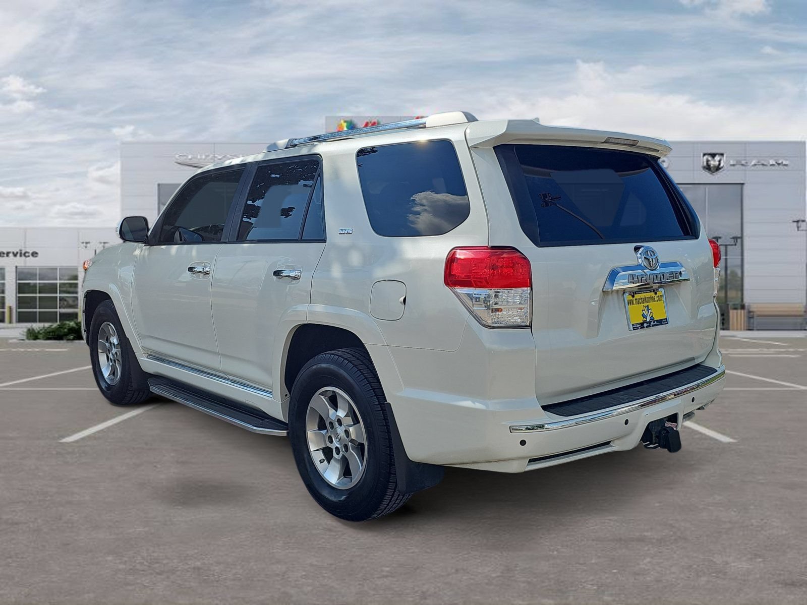 Used 2013 Toyota 4Runner SR5 w/ Convenience Pkg RWD image 3