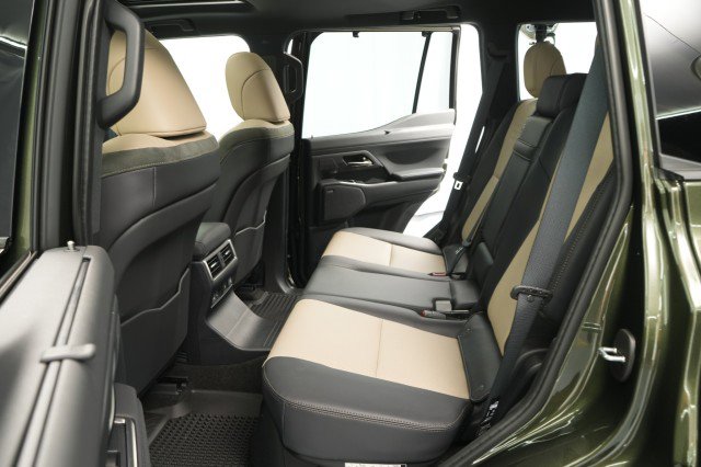 Used 2026 Lexus GX 550 Overtrail+ image 61