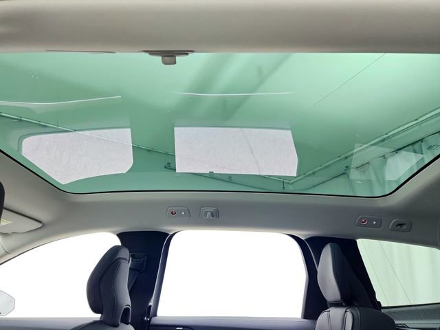 New 2025 Volvo EX90 Plus w/ Protection Package Premier image 23