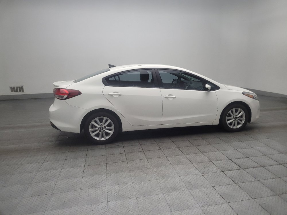 Used 2017 Kia Forte S FWD image 10