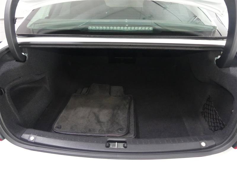 Used 2018 Volvo S90 T6 Inscription image 9