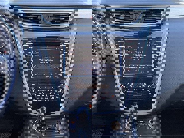 Used 2023 Nissan Murano SL image 16