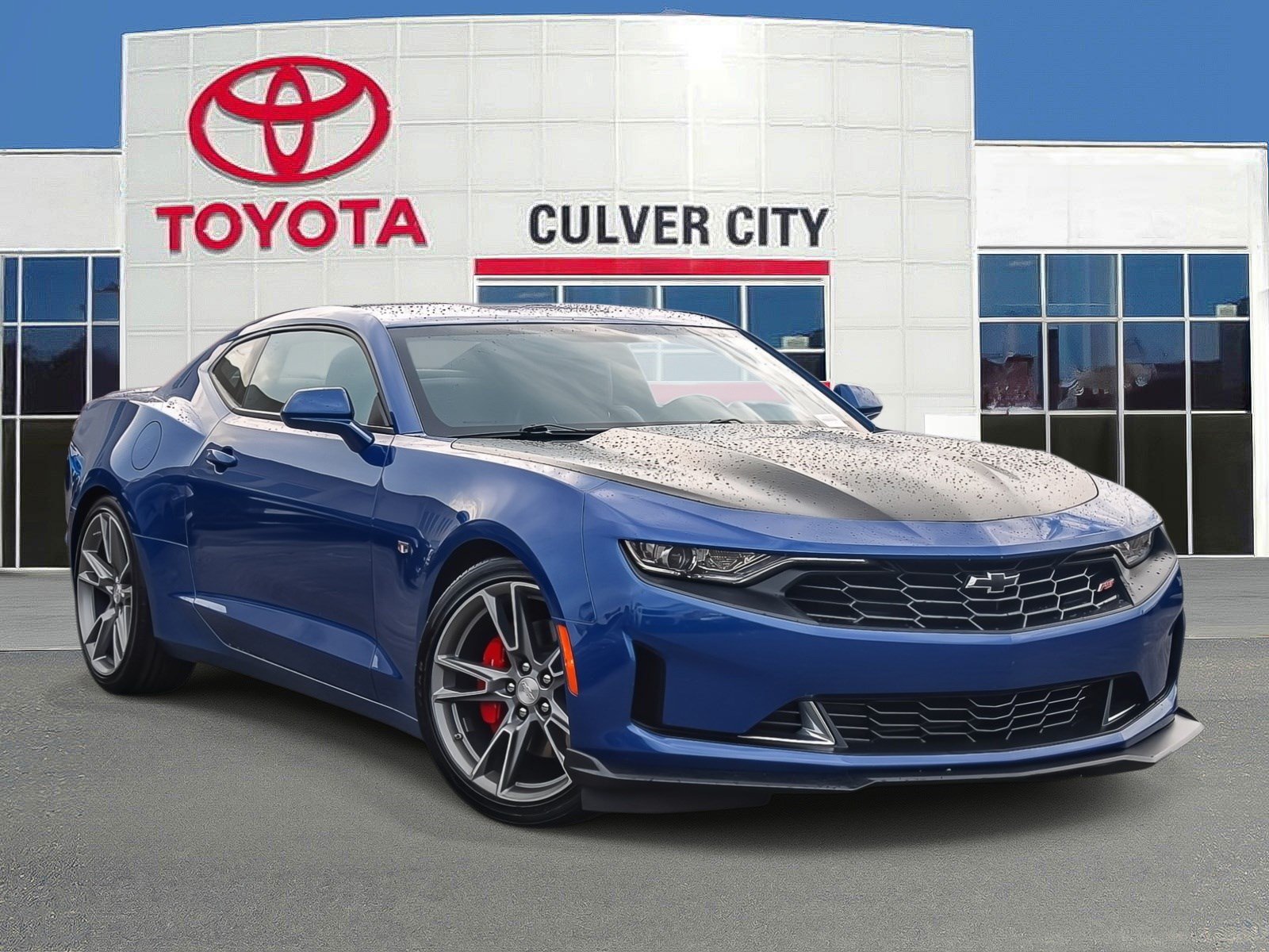 Used 2023 Chevrolet Camaro LT w/ RS Package RWD image 1