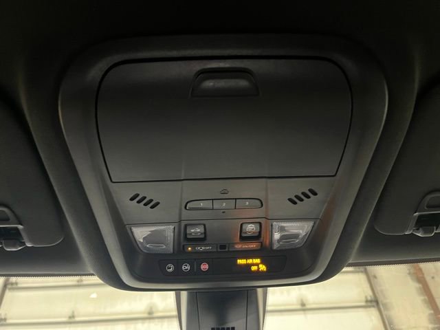 Used 2021 Chevrolet Blazer RS w/ Enhanced Convenience Package AWD/4WD image 18