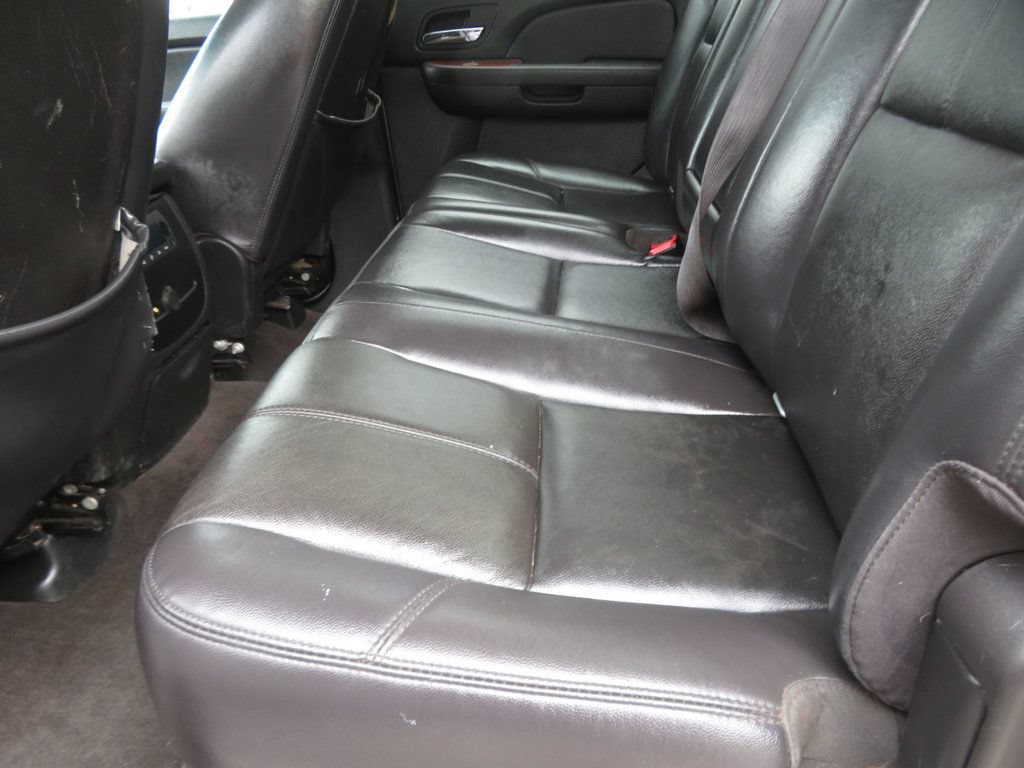Used 2008 Chevrolet Silverado 2500 LTZ w/ Safety Package AWD/4WD image 26