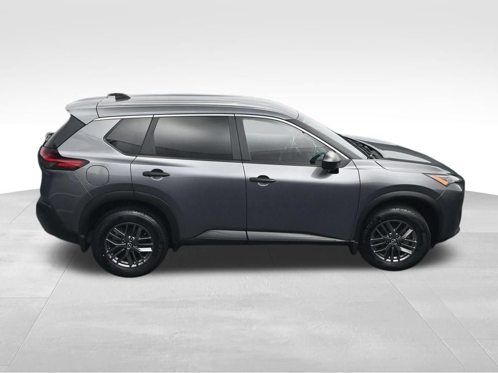 Used 2023 Nissan Rogue S AWD/4WD image 36